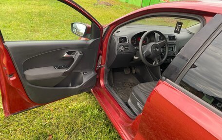 Volkswagen Polo VI (EU Market), 2010 год, 675 000 рублей, 17 фотография