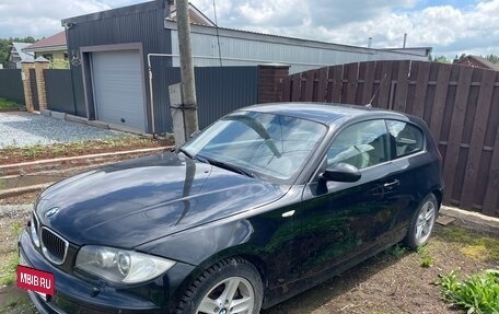 BMW 1 серия, 2007 год, 1 100 000 рублей, 7 фотография