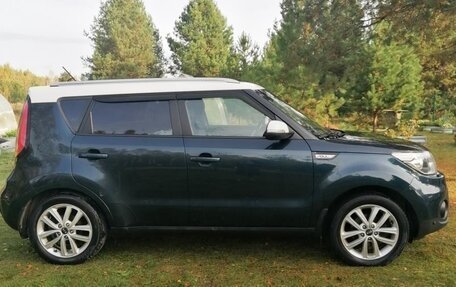 KIA Soul II рестайлинг, 2018 год, 1 350 000 рублей, 2 фотография