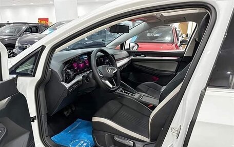 Volkswagen Golf VIII, 2023 год, 1 630 333 рублей, 13 фотография