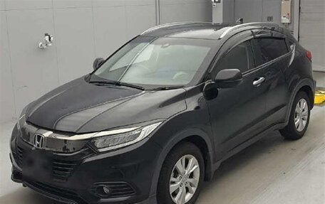 Honda Vezel, 2018 год, 1 345 000 рублей, 2 фотография