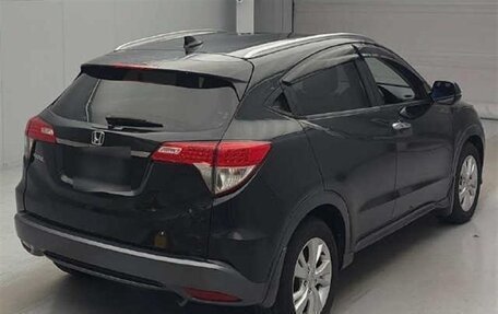 Honda Vezel, 2018 год, 1 345 000 рублей, 3 фотография