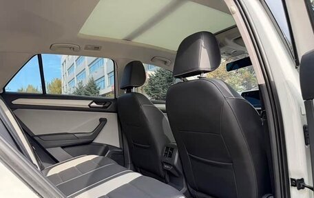 Volkswagen T-Roc I, 2022 год, 1 480 000 рублей, 10 фотография