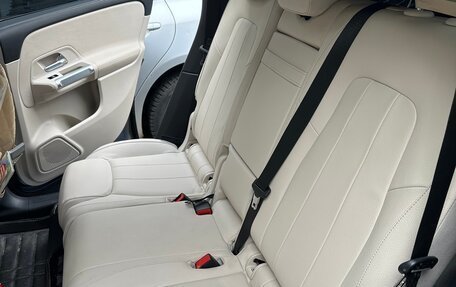 Mercedes-Benz GLB, 2020 год, 3 700 000 рублей, 17 фотография