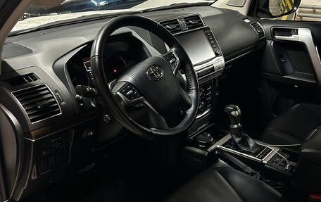 Toyota Land Cruiser Prado 150 рестайлинг 2, 2021 год, 7 500 000 рублей, 21 фотография