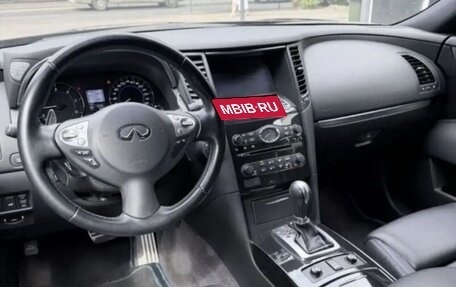 Infiniti QX70, 2015 год, 2 500 000 рублей, 2 фотография