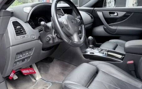 Infiniti QX70, 2015 год, 2 500 000 рублей, 3 фотография