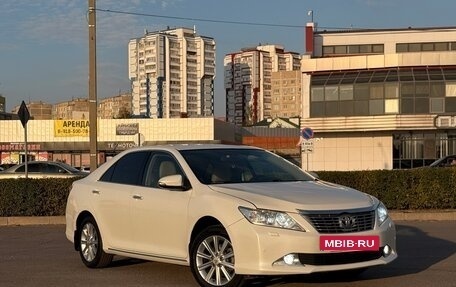 Toyota Camry, 2014 год, 1 900 000 рублей, 3 фотография