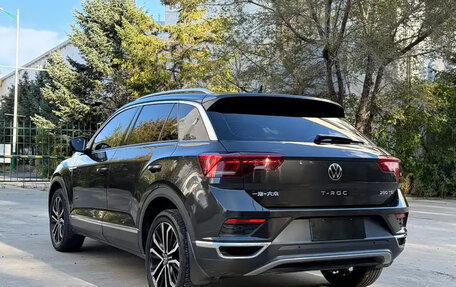 Volkswagen T-Roc I, 2022 год, 1 457 018 рублей, 7 фотография