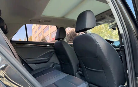 Volkswagen T-Roc I, 2022 год, 1 457 018 рублей, 14 фотография