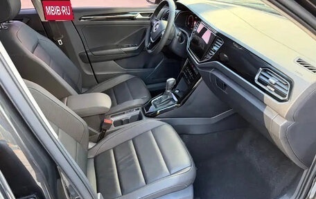 Volkswagen T-Roc I, 2022 год, 1 457 018 рублей, 15 фотография