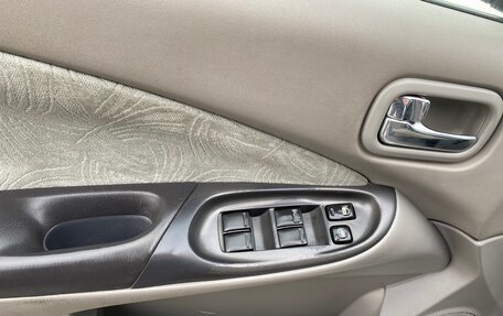 Nissan Almera, 2000 год, 140 000 рублей, 12 фотография