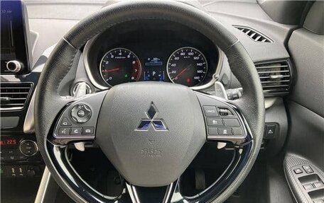Mitsubishi Eclipse Cross, 2023 год, 1 930 000 рублей, 19 фотография