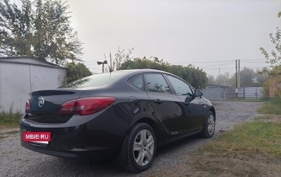 Opel Astra J, 2013 год, 940 000 рублей, 1 фотография