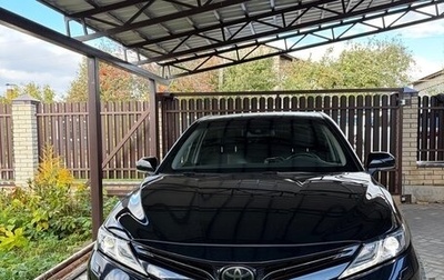 Toyota Camry, 2018 год, 2 450 000 рублей, 1 фотография