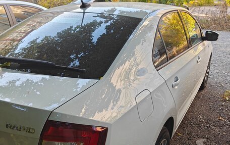 Skoda Rapid I, 2018 год, 750 000 рублей, 3 фотография