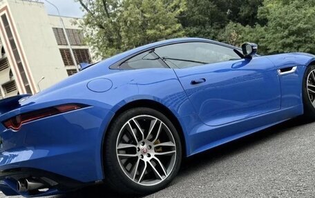 Jaguar F-Type I рестайлинг 2, 2018 год, 7 000 000 рублей, 4 фотография