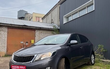 KIA Rio III рестайлинг, 2012 год, 625 000 рублей, 2 фотография