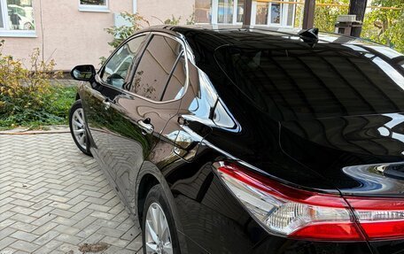 Toyota Camry, 2018 год, 2 450 000 рублей, 11 фотография