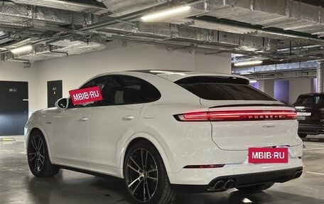 Porsche Cayenne III, 2023 год, 15 900 000 рублей, 4 фотография