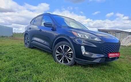 Ford Escape, 2022 год, 2 900 000 рублей, 1 фотография
