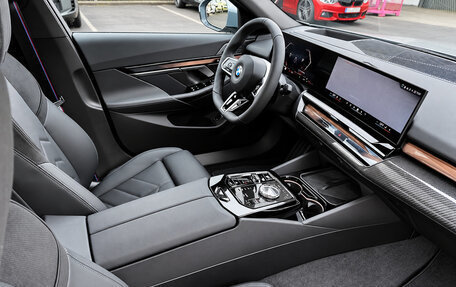 BMW 5 серия, 2026 год, 8 790 000 рублей, 14 фотография