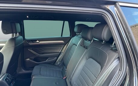 Volkswagen Passat B8 рестайлинг, 2023 год, 2 991 000 рублей, 12 фотография
