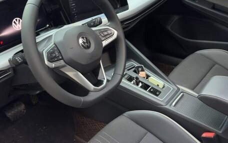 Volkswagen Golf VIII, 2022 год, 1 870 000 рублей, 8 фотография