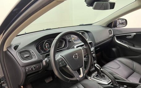 Volvo V40 II рестайлинг, 2018 год, 1 100 000 рублей, 12 фотография