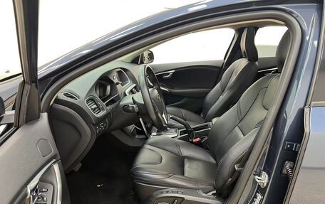 Volvo V40 II рестайлинг, 2018 год, 1 100 000 рублей, 11 фотография
