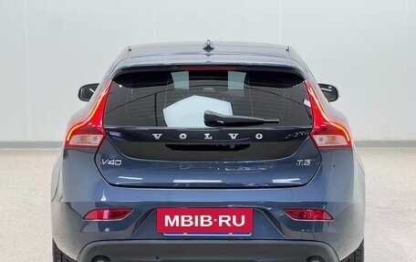 Volvo V40 II рестайлинг, 2018 год, 1 100 000 рублей, 5 фотография