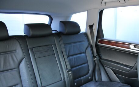 Volkswagen Touareg III, 2011 год, 1 690 000 рублей, 4 фотография