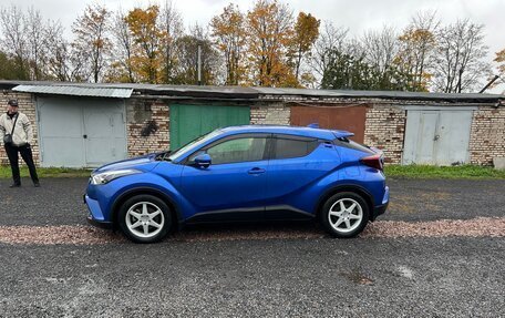 Toyota C-HR I рестайлинг, 2019 год, 1 700 000 рублей, 6 фотография