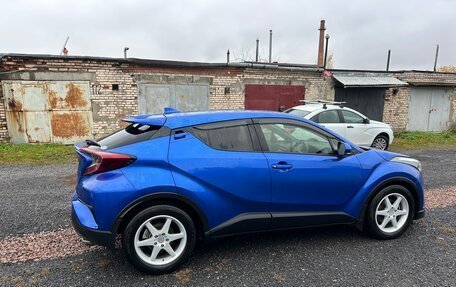 Toyota C-HR I рестайлинг, 2019 год, 1 700 000 рублей, 2 фотография