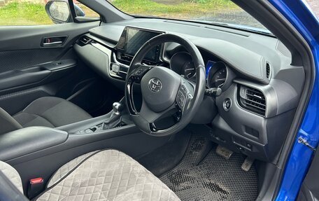 Toyota C-HR I рестайлинг, 2019 год, 1 700 000 рублей, 9 фотография