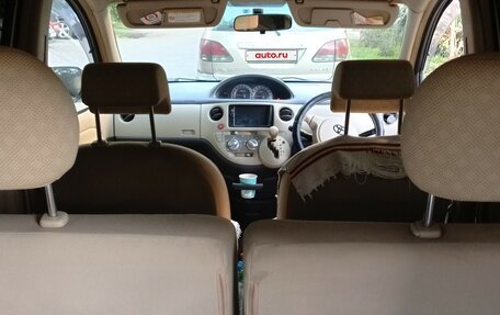 Toyota Sienta I, 2010 год, 649 000 рублей, 8 фотография