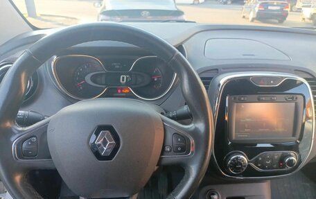 Renault Kaptur I рестайлинг, 2017 год, 1 200 000 рублей, 8 фотография