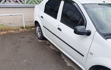 Renault Logan I, 2010 год, 185 000 рублей, 4 фотография