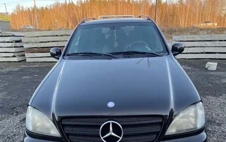 Mercedes-Benz M-Класс, 1998 год, 750 000 рублей, 1 фотография