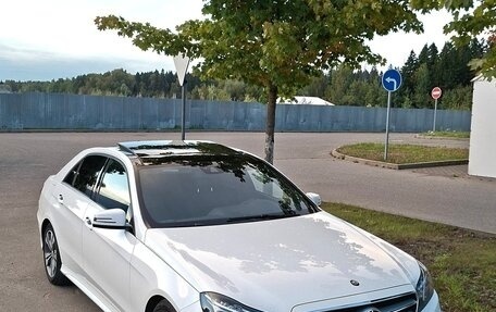 Mercedes-Benz E-Класс, 2014 год, 2 350 000 рублей, 4 фотография