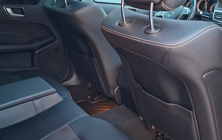 Mercedes-Benz E-Класс, 2014 год, 2 350 000 рублей, 28 фотография