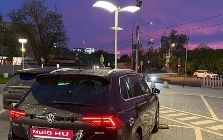 Volkswagen Tiguan II, 2018 год, 3 200 000 рублей, 10 фотография