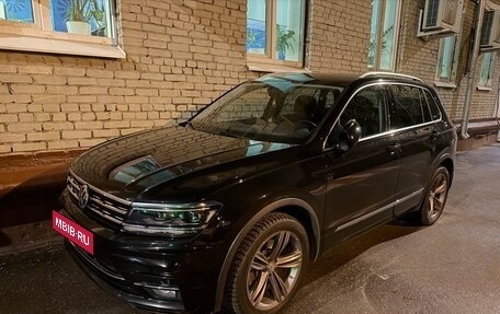 Volkswagen Tiguan II, 2018 год, 3 200 000 рублей, 12 фотография