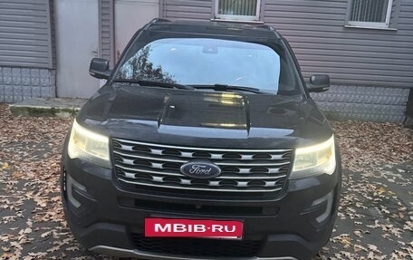 Ford Explorer VI, 2016 год, 2 300 000 рублей, 2 фотография