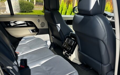 Land Rover Range Rover IV рестайлинг, 2019 год, 7 400 000 рублей, 10 фотография