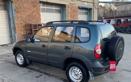 Chevrolet Niva I рестайлинг, 2011 год, 505 000 рублей, 4 фотография