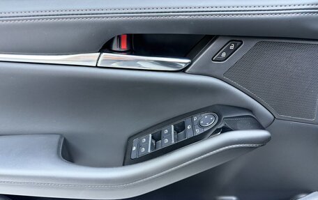 Mazda 3, 2023 год, 2 080 000 рублей, 15 фотография
