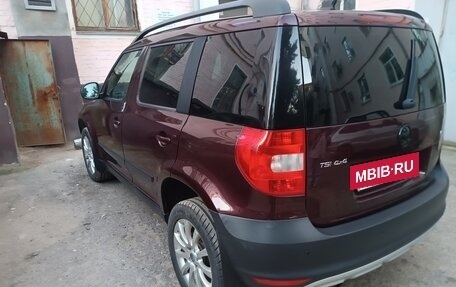 Skoda Yeti I рестайлинг, 2013 год, 1 020 000 рублей, 6 фотография