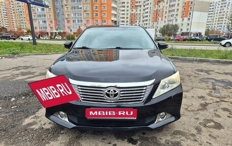 Toyota Camry, 2012 год, 1 380 000 рублей, 2 фотография
