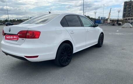 Volkswagen Jetta VI, 2013 год, 1 035 000 рублей, 6 фотография